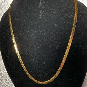 🌹4 for $20!! Unique Monet Gold Tone Necklace